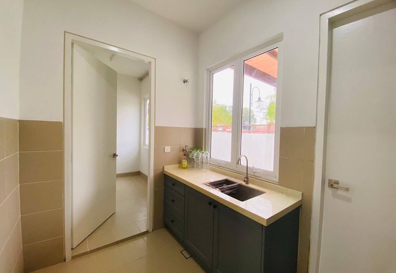 Duta Villa, Presint 14