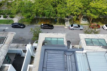 Lake Point Residence