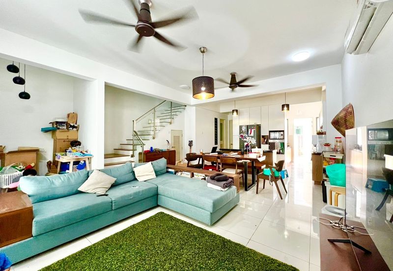 Lake Point Residence