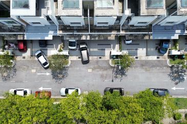 Lake Point Residence