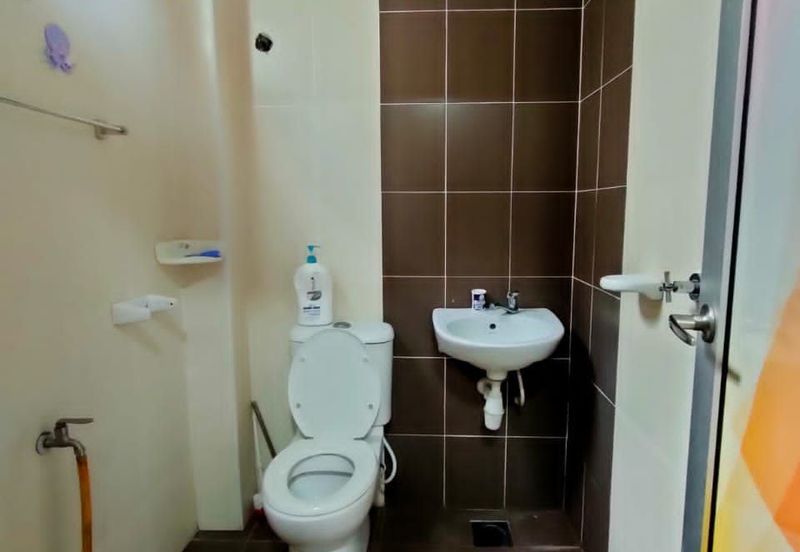 TAMAN NUSA INTAN TERES 2 TINGKAT,seNaWanG