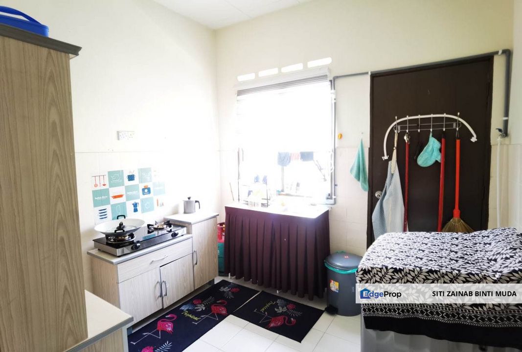 TeReS seTiNgKaT TaMan LangaT MuRni,SepanG, Selangor, Dengkil