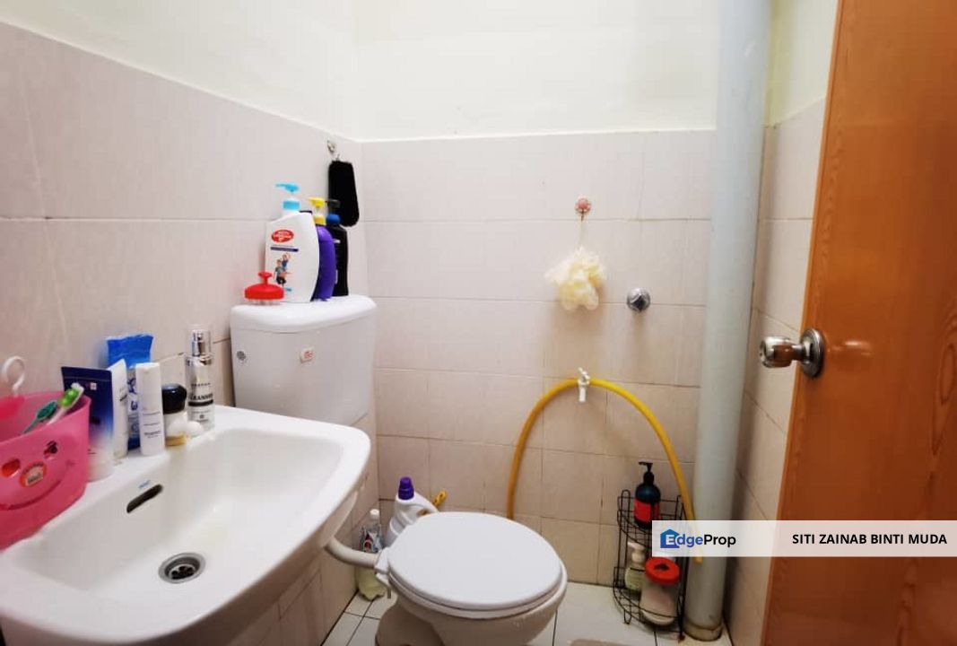 TeReS seTiNgKaT TaMan LangaT MuRni,SepanG, Selangor, Dengkil