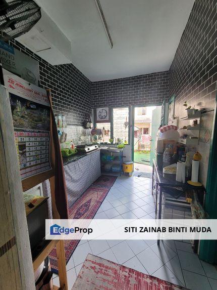 2 StoReY Green Valley Park, Bandar Tasik Puteri , Selangor, Rawang