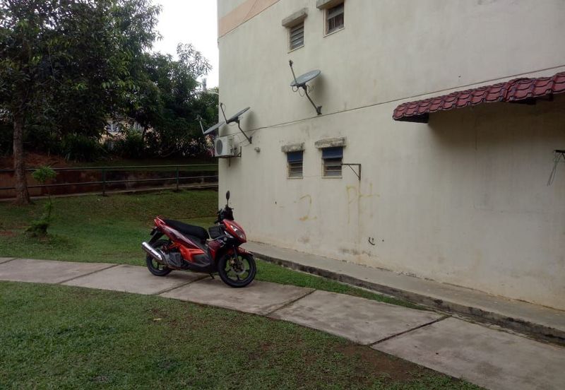 Apartment Dahlia Taman Bunga Raya 