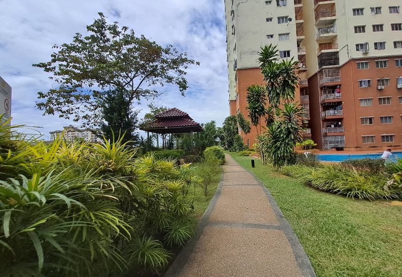 Selesa I-Resort Apartment