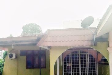 Semi D Mukim Pintu Gang,Kota Bharu for SaLE