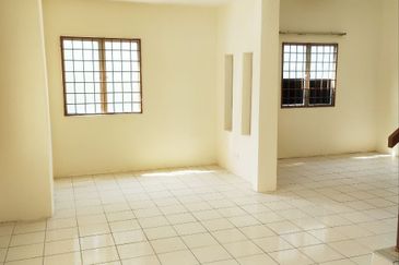 Endlot Taman Pelangi Rawang for Sale