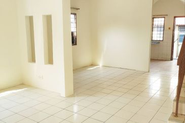 Endlot Taman Pelangi Rawang for Sale