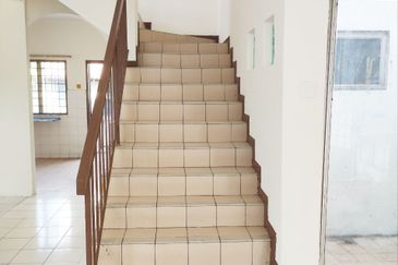 Endlot Taman Pelangi Rawang for Sale