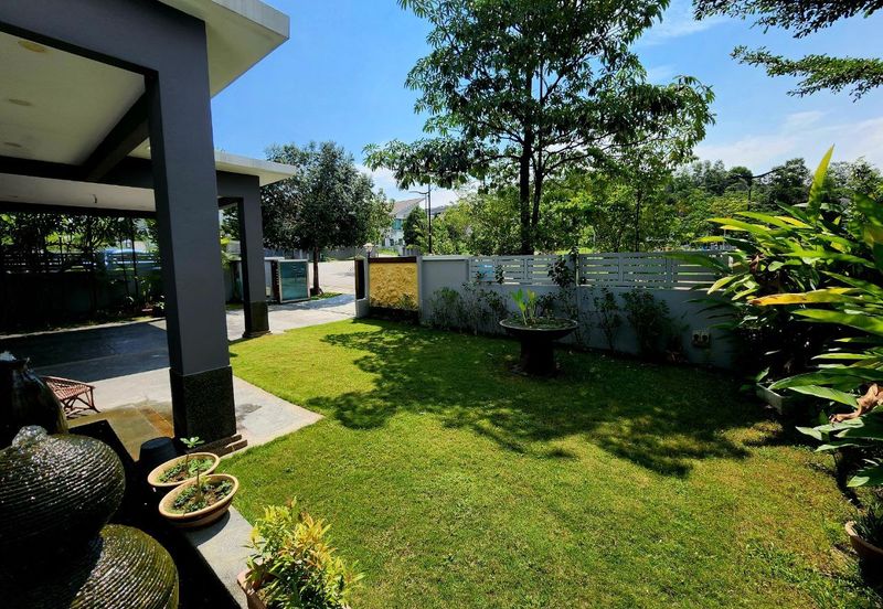 2.5 Storey Bungalow Villa Safira Saujana Impian