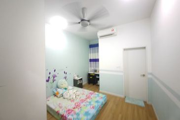 Parkfield Residences, Tropicana Heights