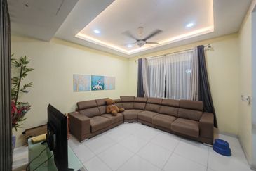 Parkfield Residences, Tropicana Heights