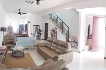 Tresna Double Storey House Saujana Perdana 4 SALE