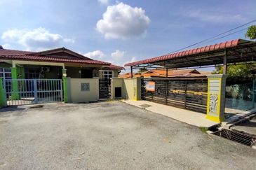 Corner Lot Single Storey Desa Salak Permata,Sepang