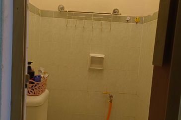 Shop Apartment Taman Tenaga, Hentian Kajang,UKM 