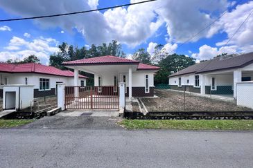 1 Storey Bungalow Bandar Mahkota Hill Lenggeng,N9