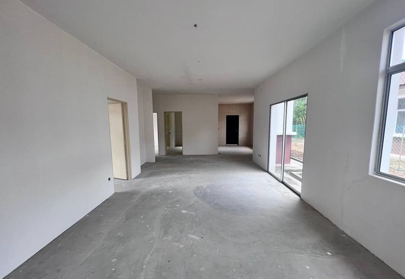 1 Storey Bungalow Bandar Mahkota Hill Lenggeng,N9