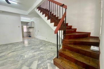 2 Storey House Sri Gombak Fasa 8