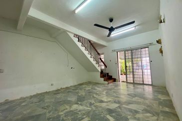 2 Storey House Sri Gombak Fasa 8