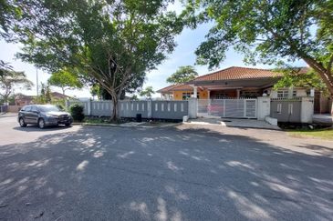 Taman Desa Cempaka 3