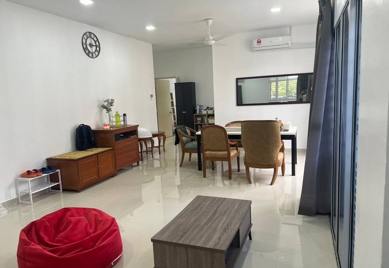 Banglo Setingkat Freehold Mahkota Hill