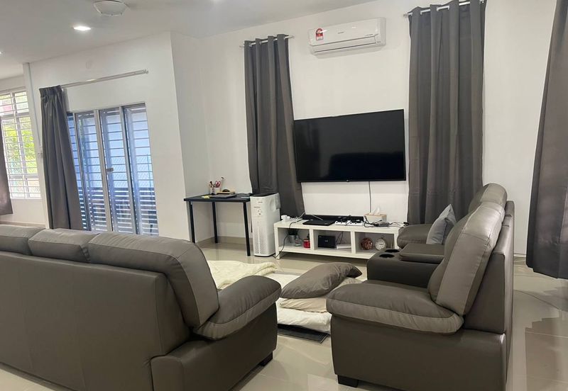 Banglo Setingkat Freehold Mahkota Hill