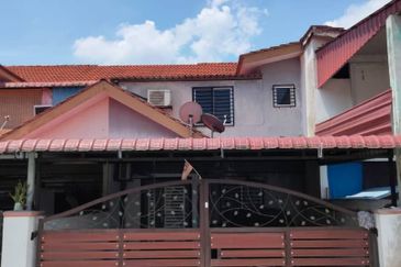 1.5 Storey Taman Serendah Makmur,Serendah