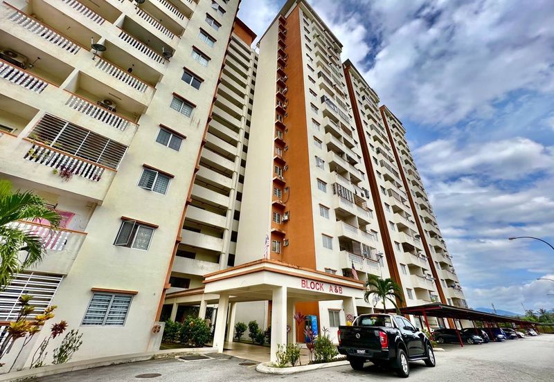 Sri Ixora Apartment