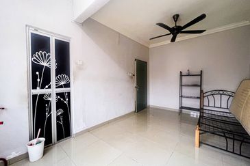 2 Storey House Taman Lestari Perdana,Sri Kembangan