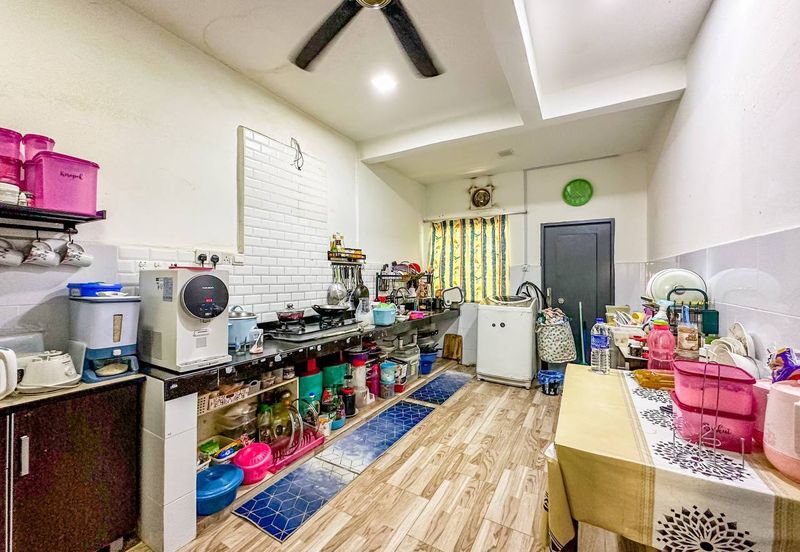 Taman Sri Raya, Batu 9