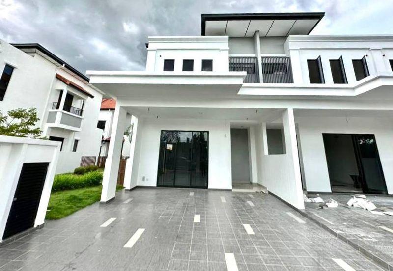 Reef Of Tropics, Setia Eco Glades