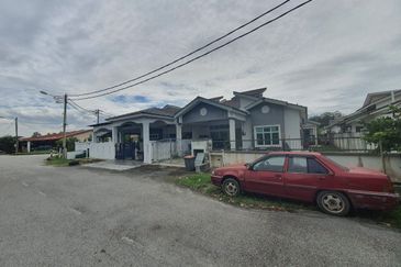 1 Storey Semi D Jenderam Murni Facing Open for Sale