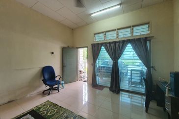 1 Storey Semi D Jenderam Murni Facing Open for Sale