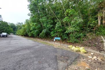 Lokasi Strategik 💗Tanah di Salak Tinggi Sepang KLIA 1.1 Ekar, Desa Salak Akasia
