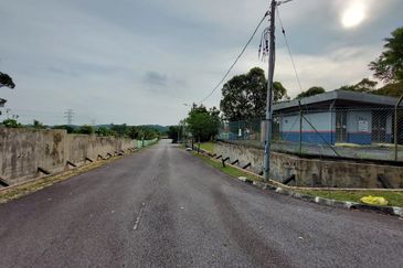 Lokasi Strategik 💗Tanah di Salak Tinggi Sepang KLIA 1.1 Ekar, Desa Salak Akasia