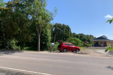 Murah 💗Tanah Lot Pertanian Jalan Bukit Baru - Duyong Melaka 