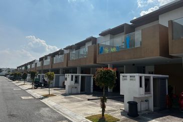 Casa Bluebell @ Cybersouth