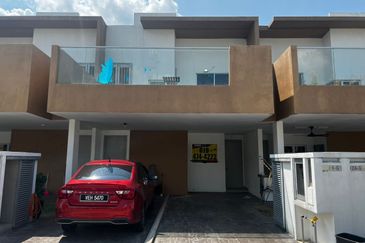 Casa Bluebell @ Cybersouth