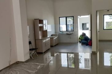 Monet Springtime @ Sunsuria City