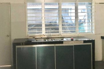 Taman Langat Utama, Bukit Changgang single storey semi detached house for sale