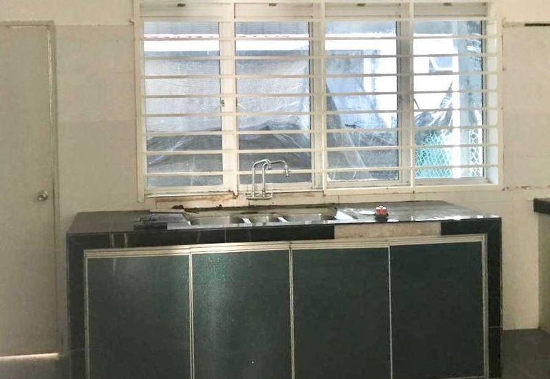 Taman Langat Utama, Bukit Changgang single storey semi detached house for sale