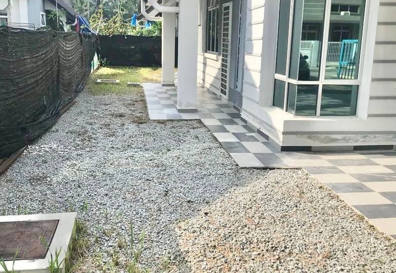 Taman Langat Utama, Bukit Changgang single storey semi detached house for sale