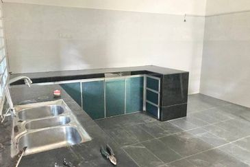 Taman Langat Utama, Bukit Changgang single storey semi detached house for sale