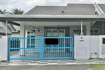 Taman Langat Utama, Bukit Changgang single storey semi detached house for sale