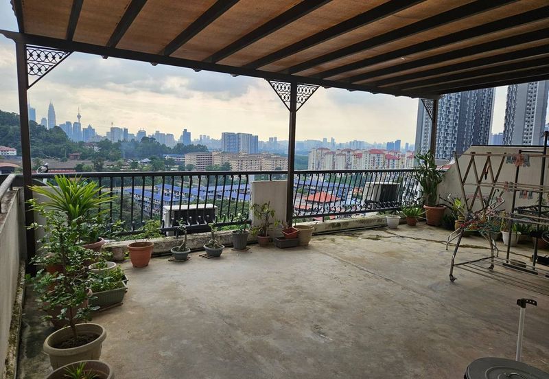 Sri Kinabalu Condominium