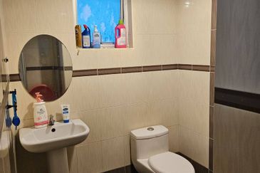 Sri Kinabalu Condominium