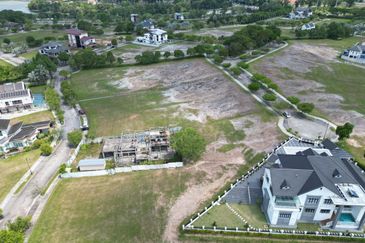 BUNGALOW LOTS PRESINT 10 & 11 PUTRAJAYA