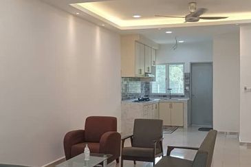 Murah Partly Furnish 💗Townhouse @ Greenwood Seraya, Salak Perdana Sepang Lower, near klia