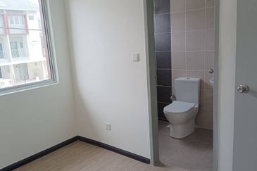 Murah Partly Furnish 💗Townhouse @ Greenwood Seraya, Salak Perdana Sepang Lower, near klia